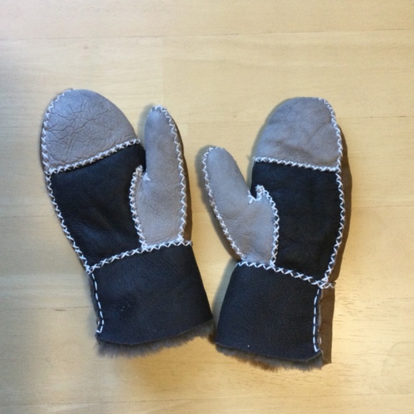 Overland Sheepskin Mittens Size 4-5 - Picture 4 of 4